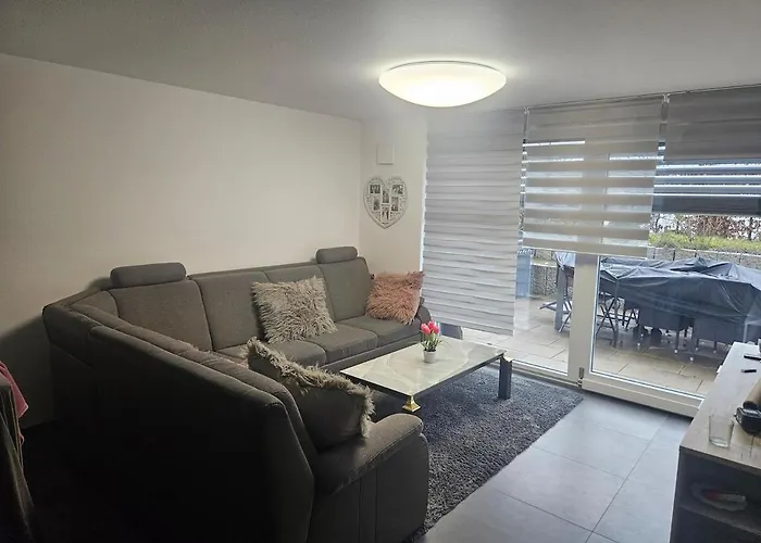 Beautiful With Terrace In A Quiet Location Апартаменты Нагольд